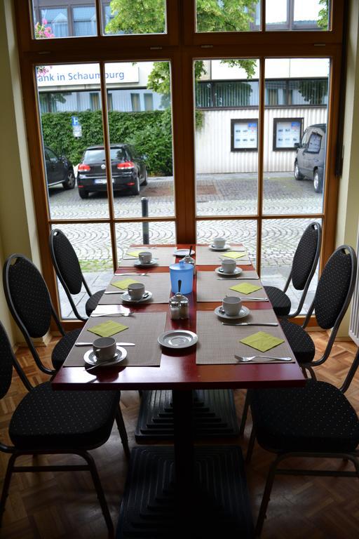 Hotel Am Schlosstor 뷔케부르크 외부 사진
