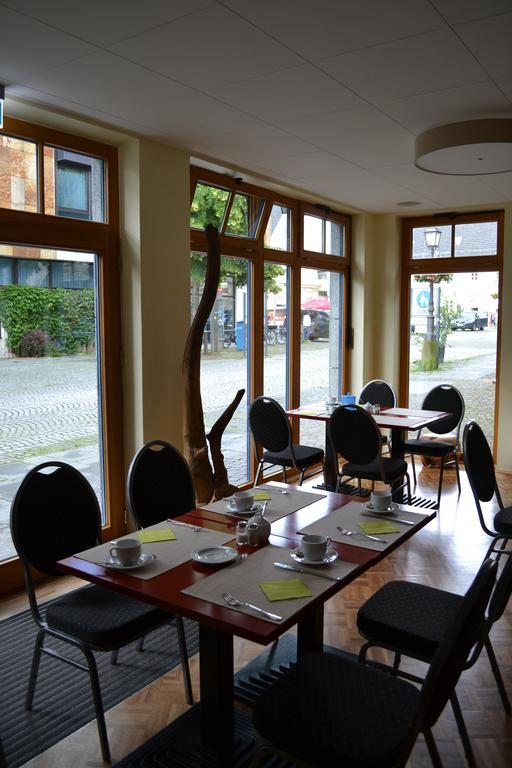 Hotel Am Schlosstor 뷔케부르크 외부 사진