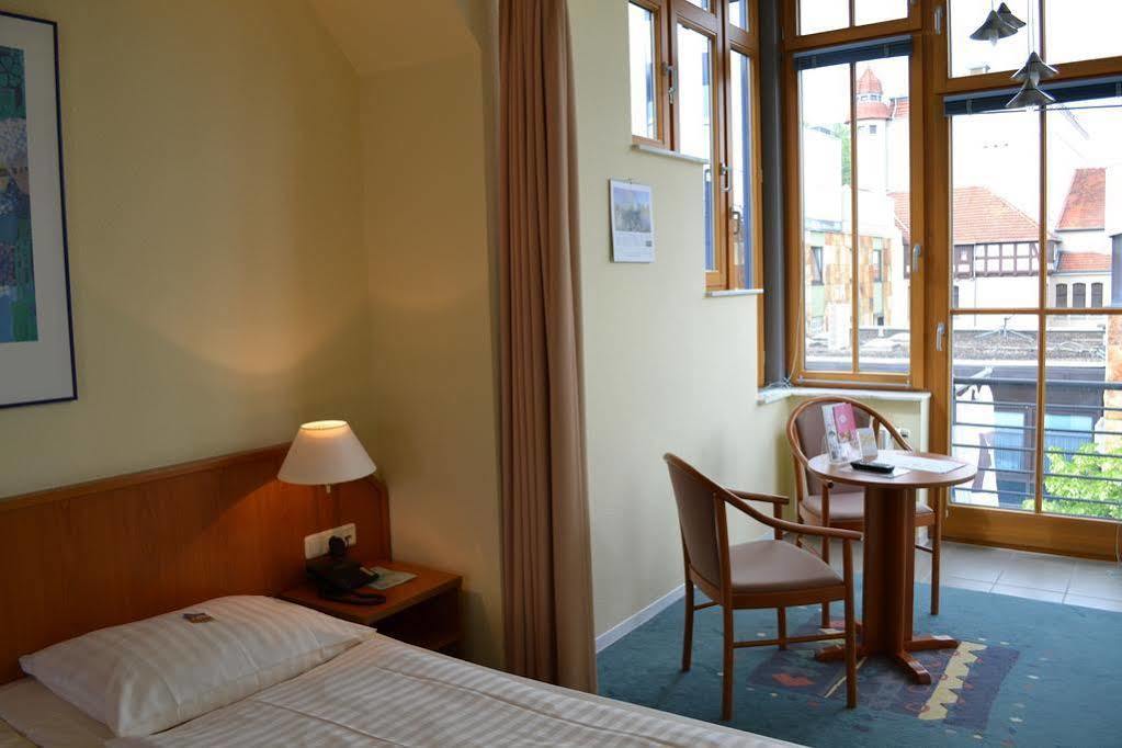Hotel Am Schlosstor 뷔케부르크 외부 사진